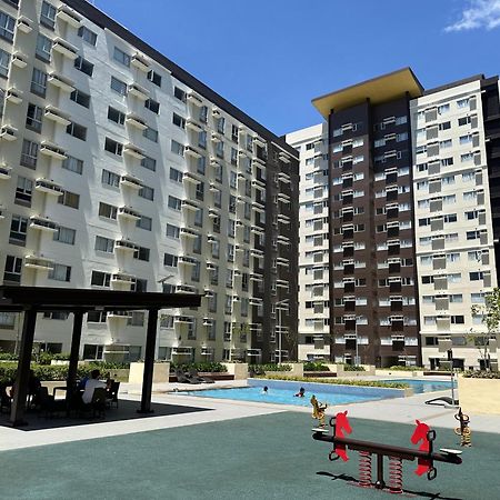 Iloilo Travellers Zen Zone Aparthotel Exterior photo