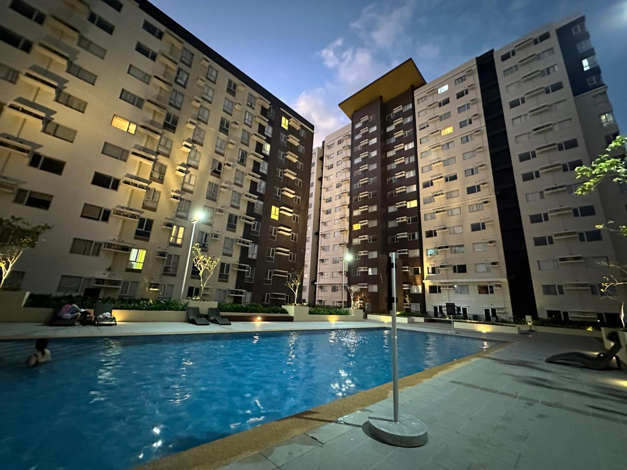 Iloilo Travellers Zen Zone Aparthotel Exterior photo