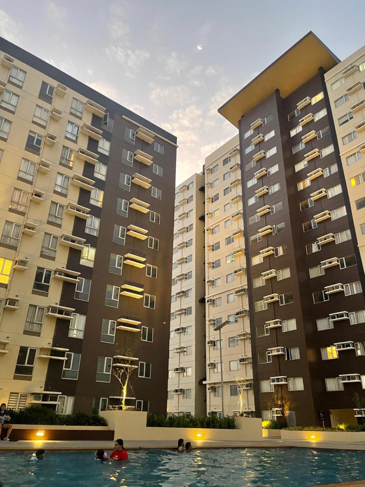 Iloilo Travellers Zen Zone Aparthotel Exterior photo