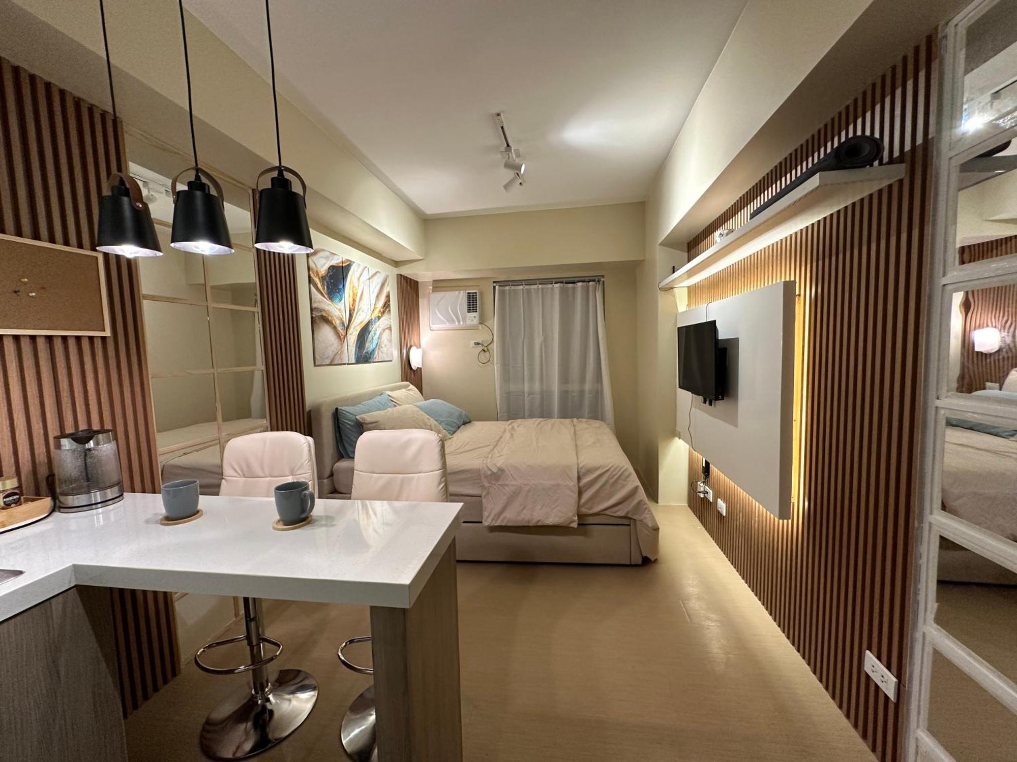 Iloilo Travellers Zen Zone Aparthotel Exterior photo